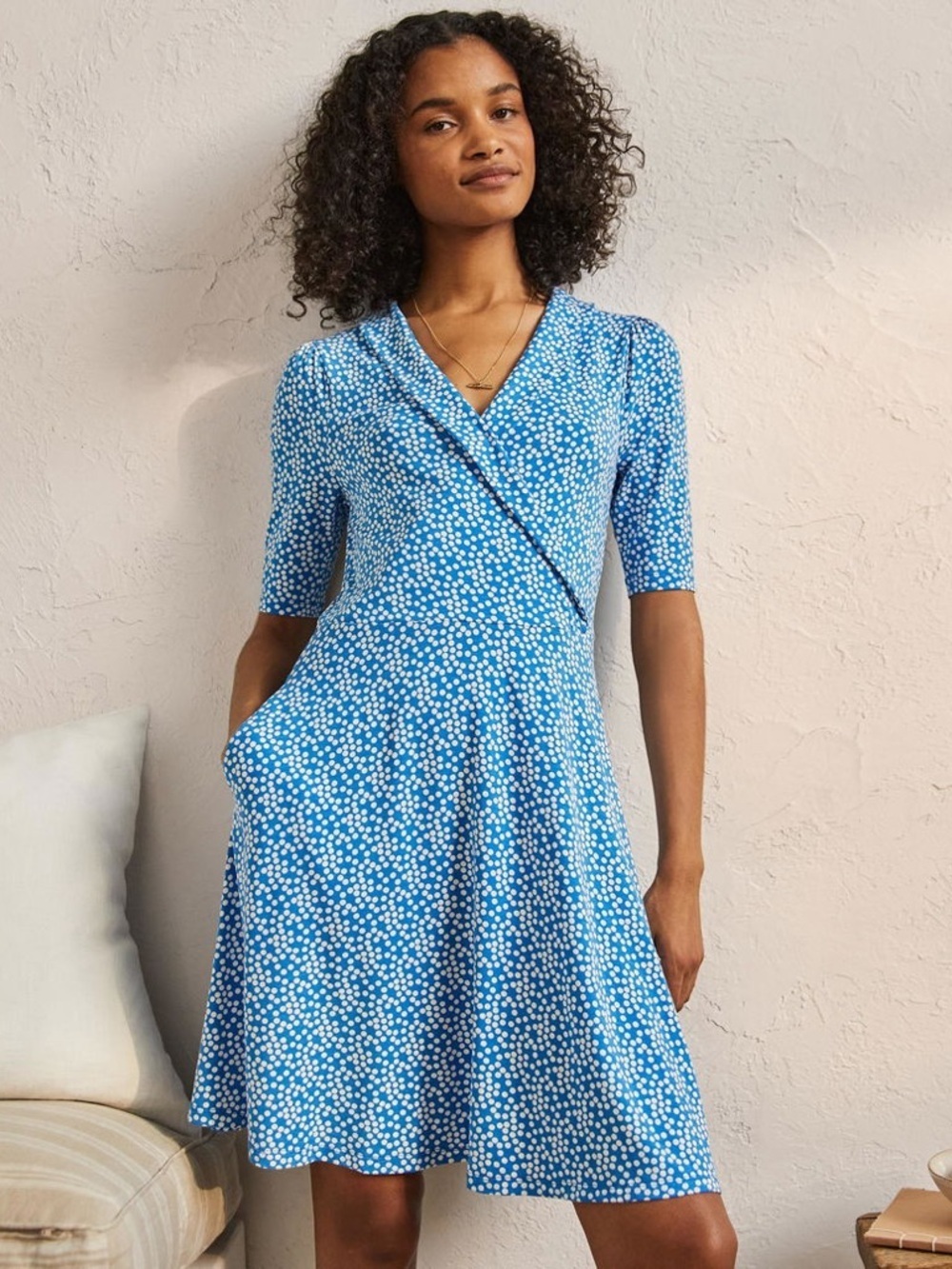 Boden Fixed Wrap V Neck Jersey Dress Blue White Polka Dot Pockets Size 8